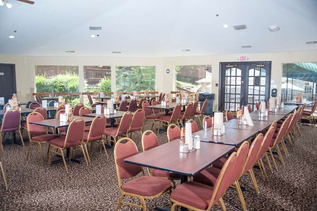 בראנסון The Stone Castle Hotel & Conference Center מסעדה תמונה